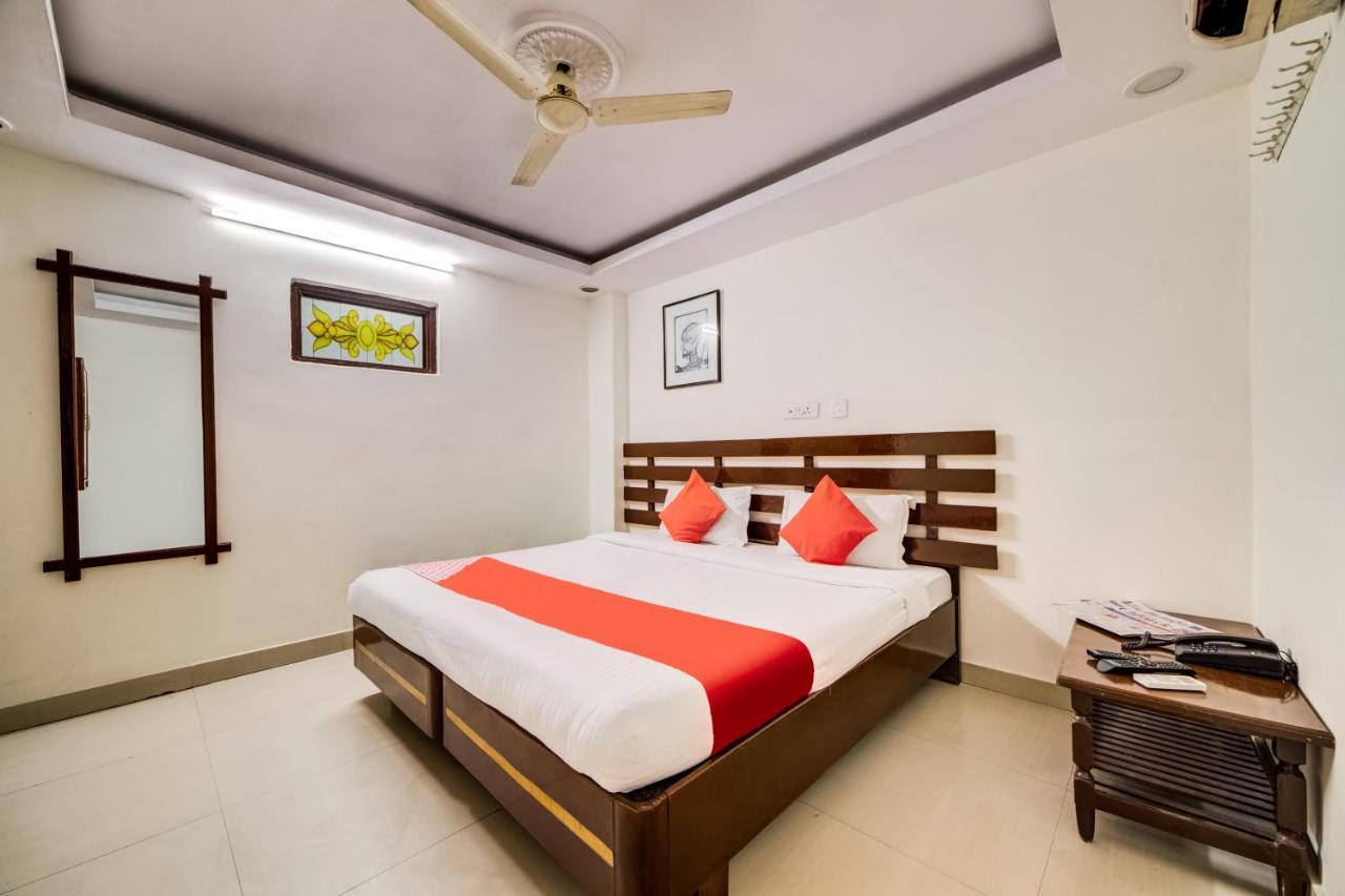 OYO 33504 Hotel Ananda Inn Hyderabad Bagian luar foto