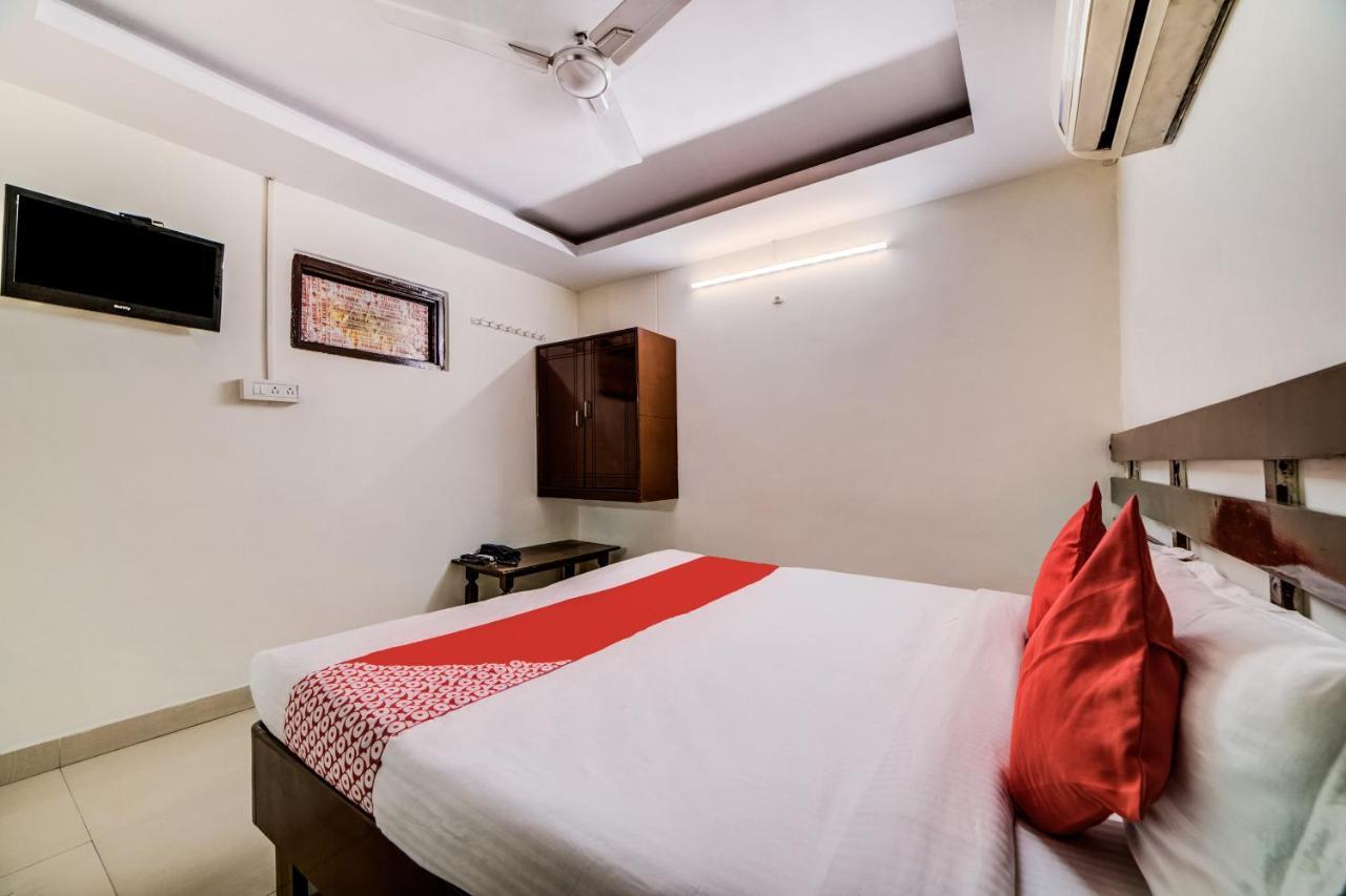 OYO 33504 Hotel Ananda Inn Hyderabad Bagian luar foto