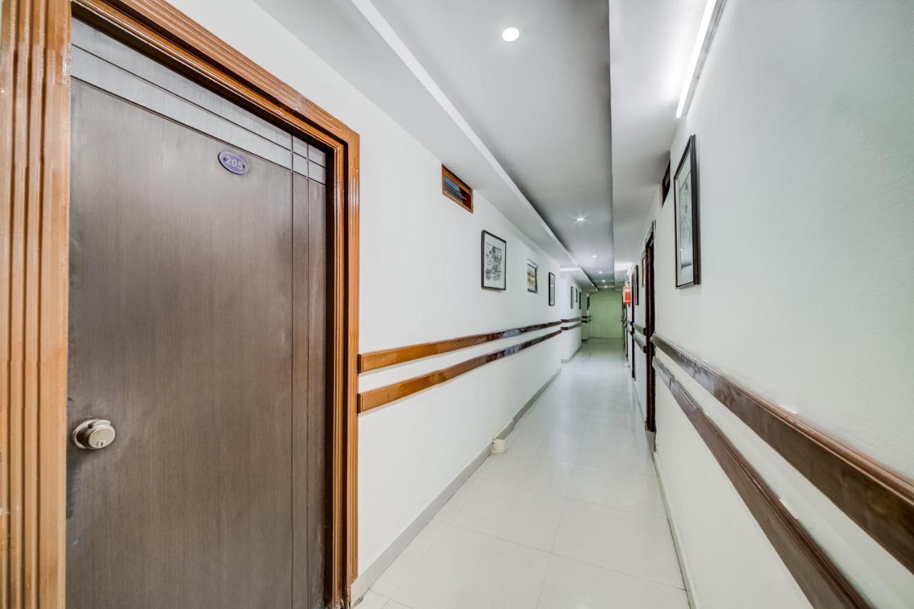 OYO 33504 Hotel Ananda Inn Hyderabad Bagian luar foto