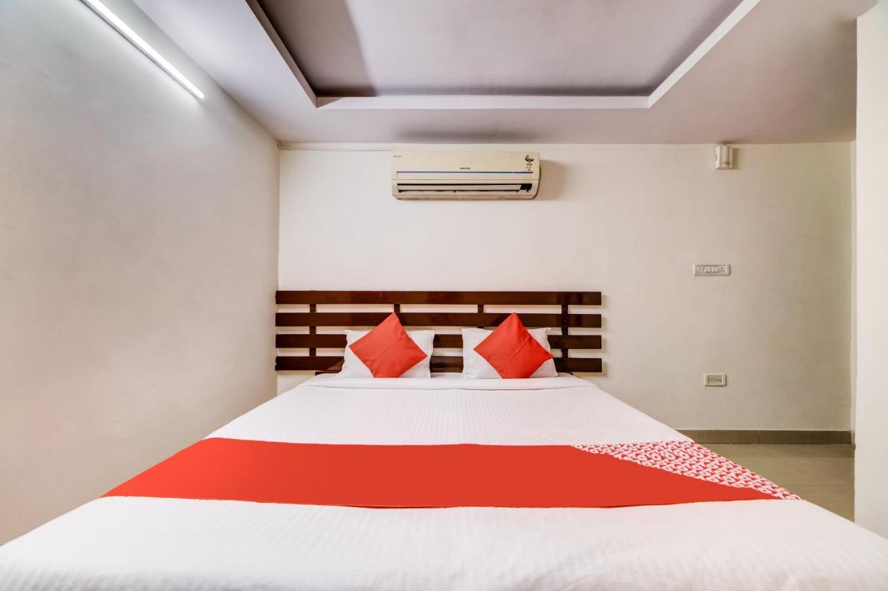 OYO 33504 Hotel Ananda Inn Hyderabad Bagian luar foto